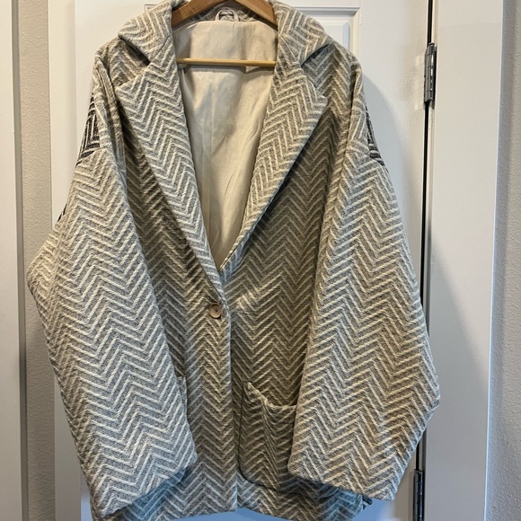 Portuguese Wool Pieper Coat in Neutral Mix-Match Hereingbone - Picture 4 of 9